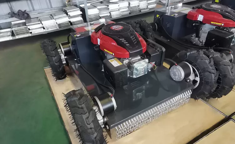 Robot Biçme Makinesi 550S