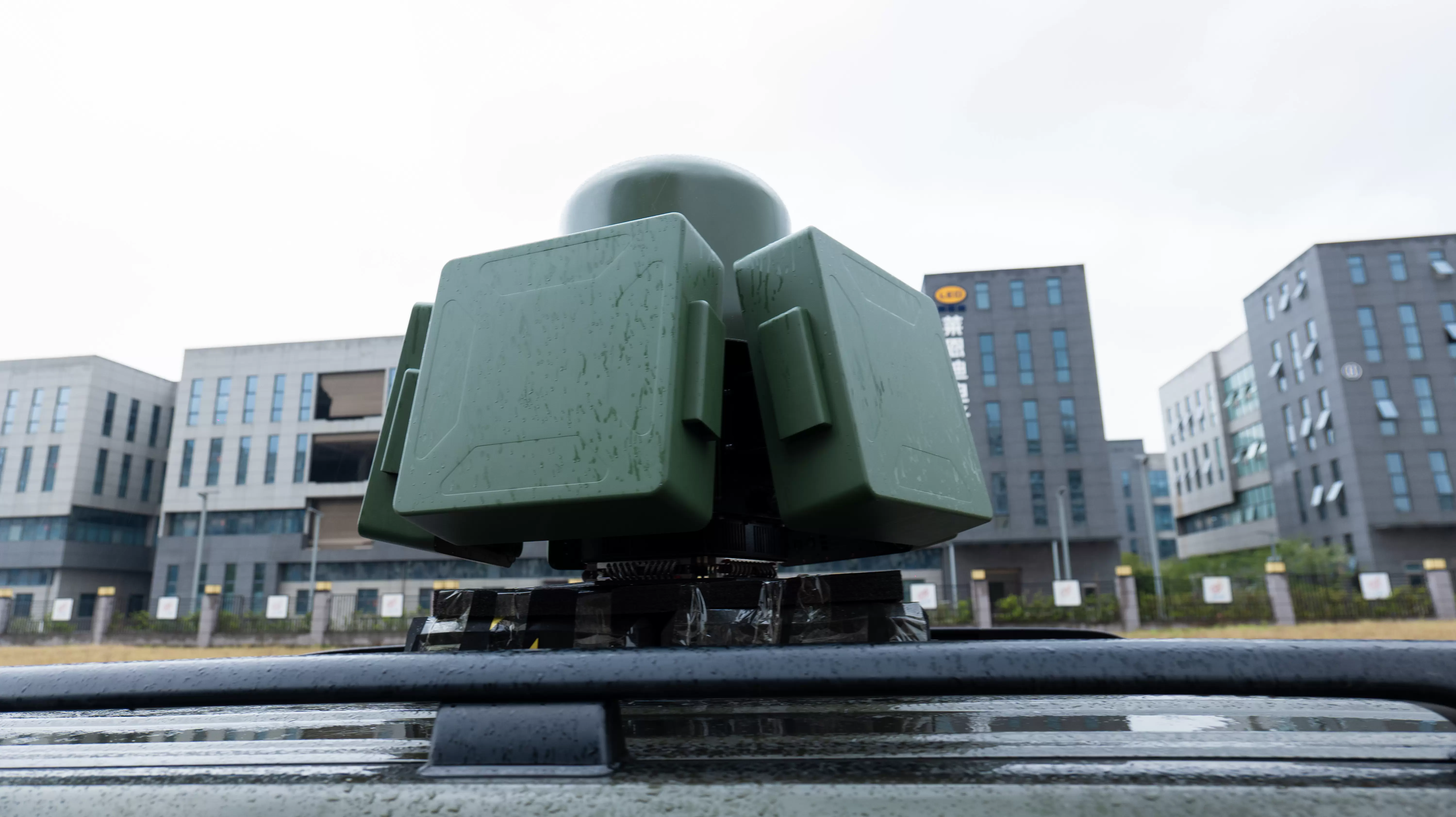 DR100-AB Araç Üstü Drone Algılama ve Karıştırma Ekipmanı