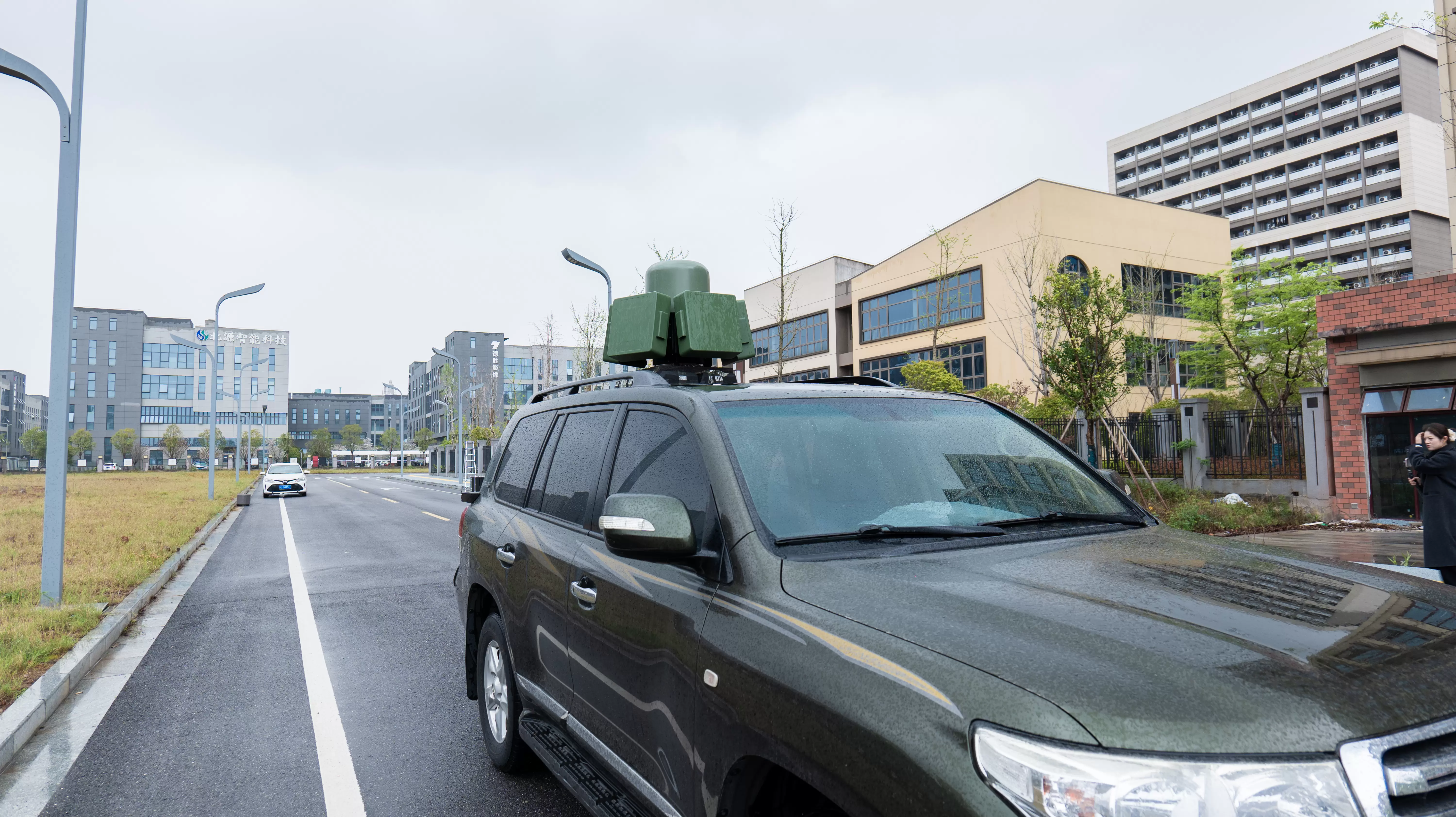 DR100-AB Araç Üstü Drone Algılama ve Karıştırma Ekipmanı