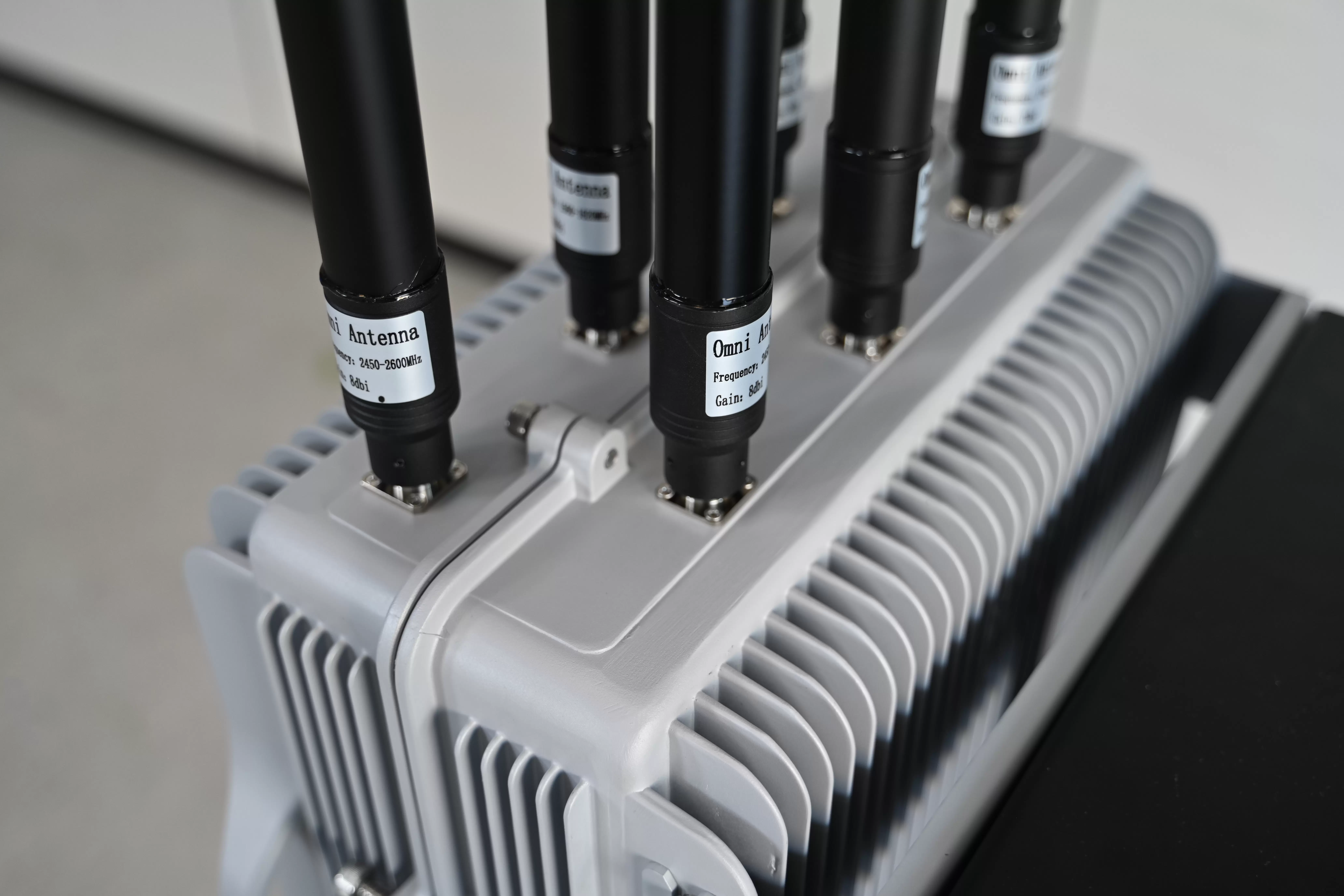 DR200-C Sabit İHA Algılama ve Karıştırma Cihazı